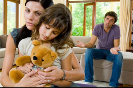 Có thể yêu cầu bên còn lại cấp dưỡng nuôi con sau ly hôn do khó khăn hay không?